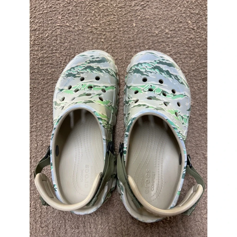 Crocs Classic All-Terrain Clogs Tiger Stripe Camo Green Tan Mens 5 Womens 7